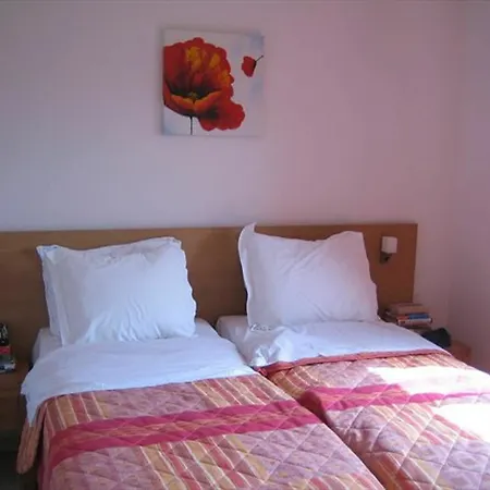 With 2 Bedrooms In Le Barcares, With Pool Access, Furnished Apartment *