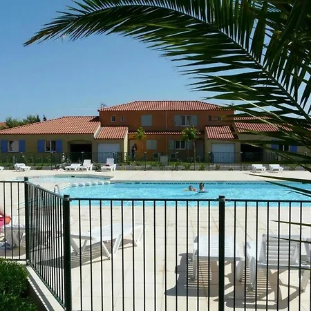 With 2 Bedrooms In Le Barcares, With Pool Access, Furnished *